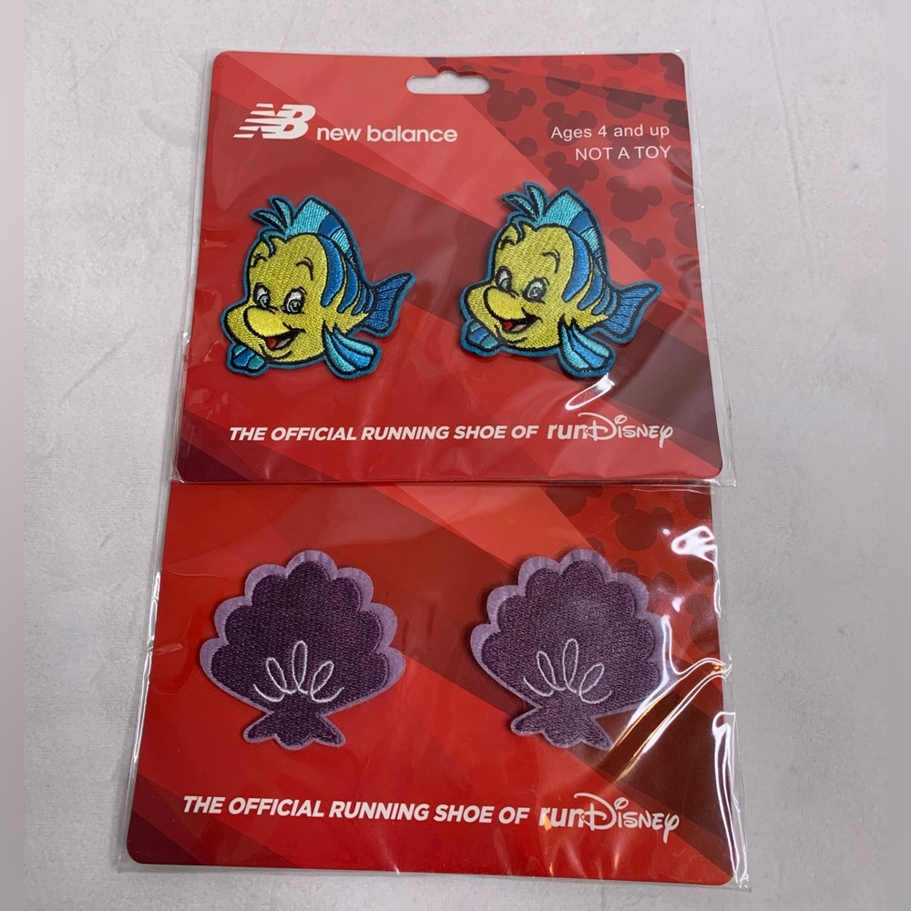 New balance run Disney little mermaid shoelace clip ons flounder shells NEW